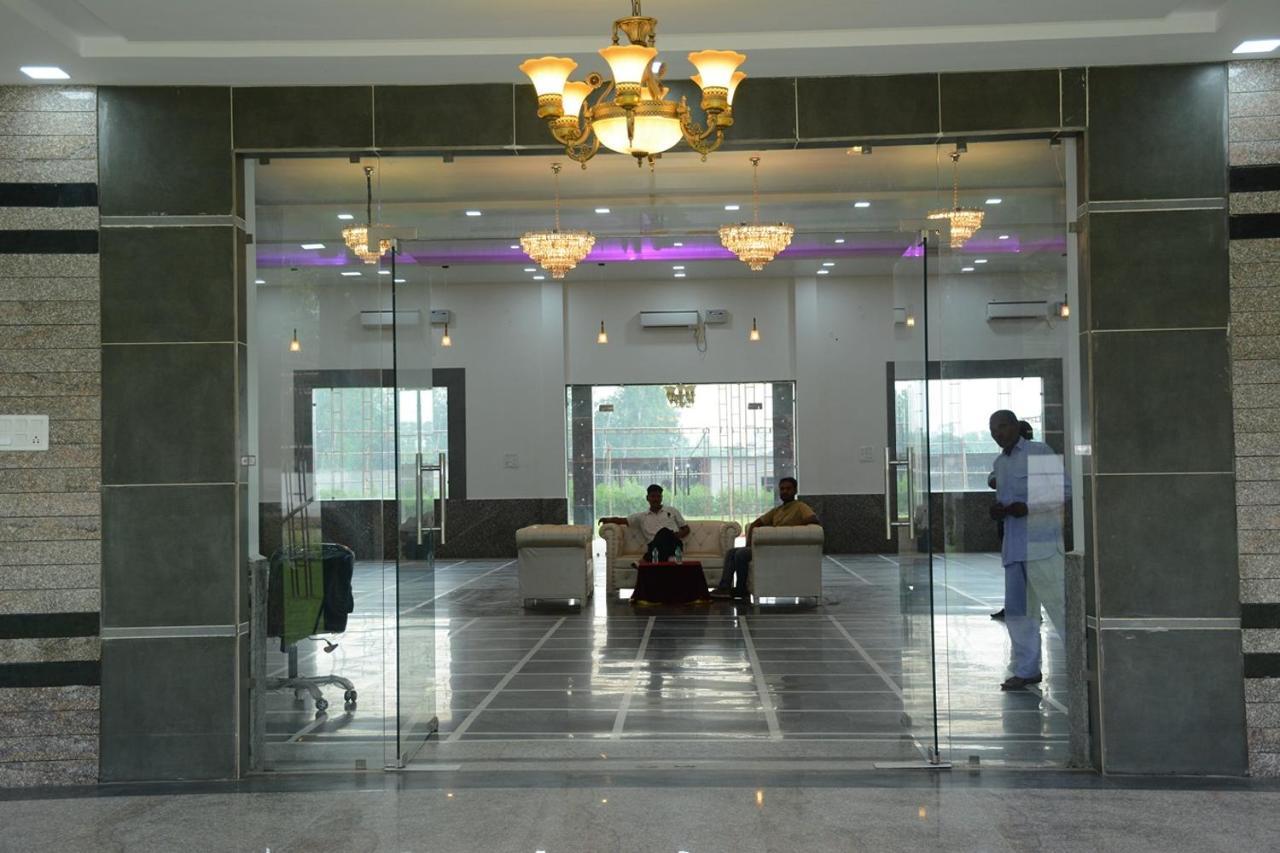 Royal Green Celebrate In Style Saharanpur Extérieur photo